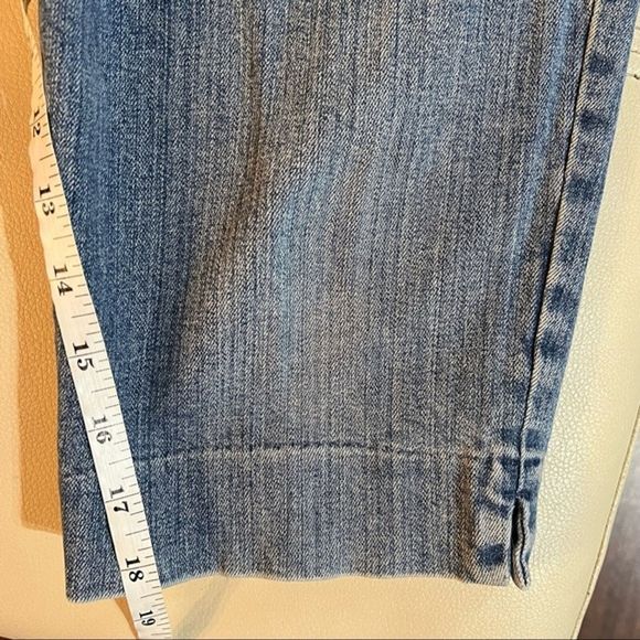 Ralph Lauren Jeans Womens Size 12 Blue Capris Cotton Blended Zip Button - Picture 5 of 8